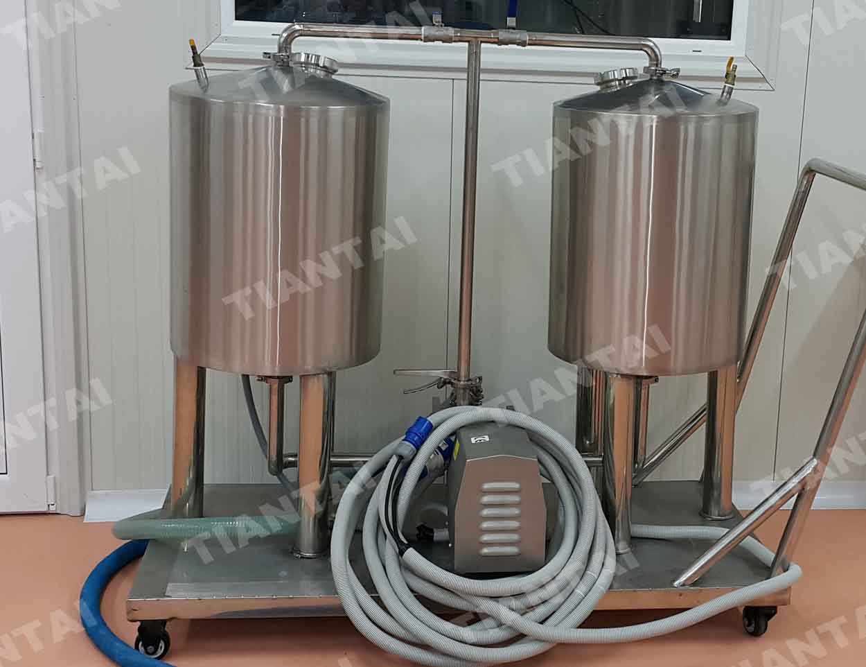 <b>How will the cleaning agents influence the beer brewery equipment?</b>